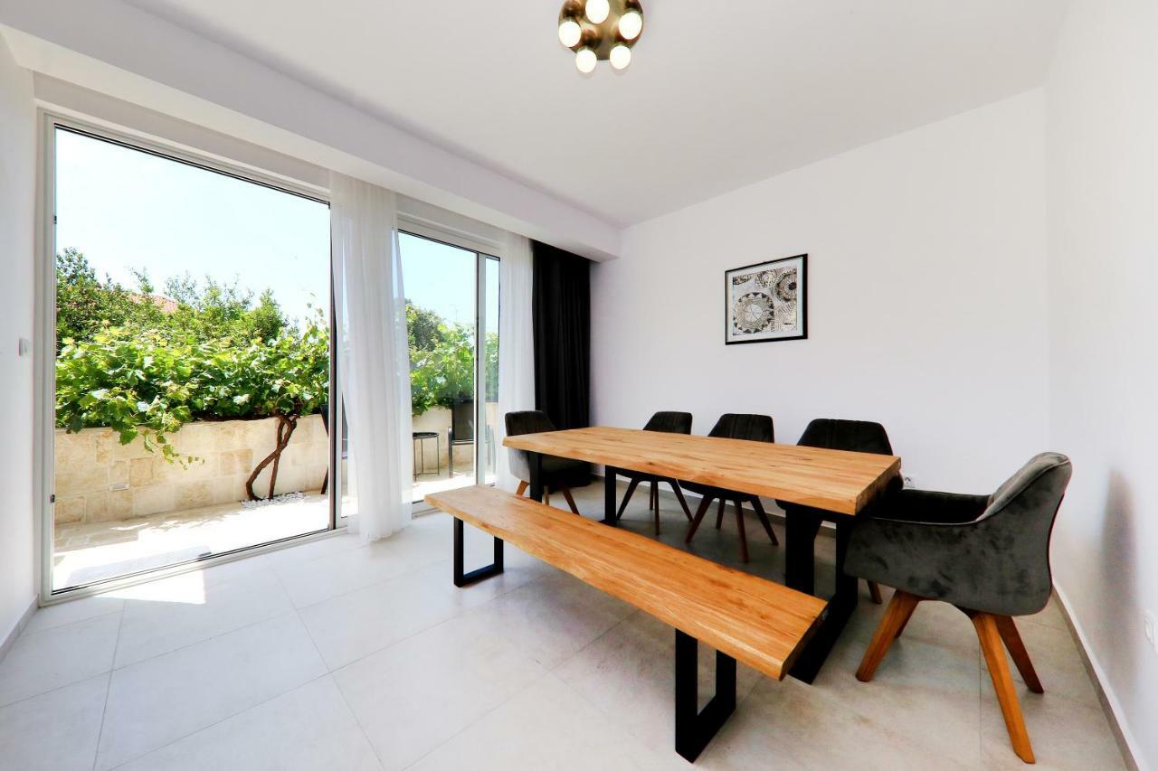 Apartman Dana Homestay *